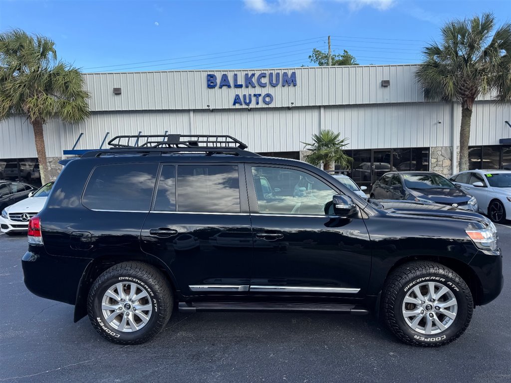 Used 2019 Toyota Land Cruiser AWD/4WD image 1
