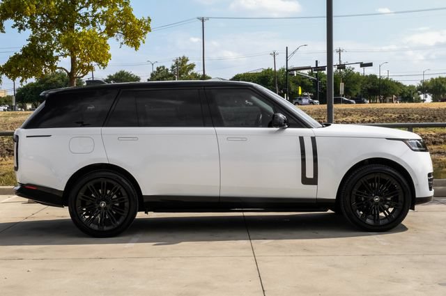 Used 2024 Land Rover Range Rover Long Wheelbase SE AWD/4WD image 9