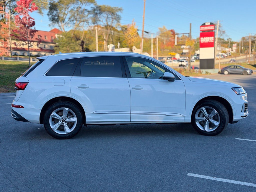 Used 2023 Audi Q7 3.0T Premium w/ Convenience Package AWD/4WD image 8
