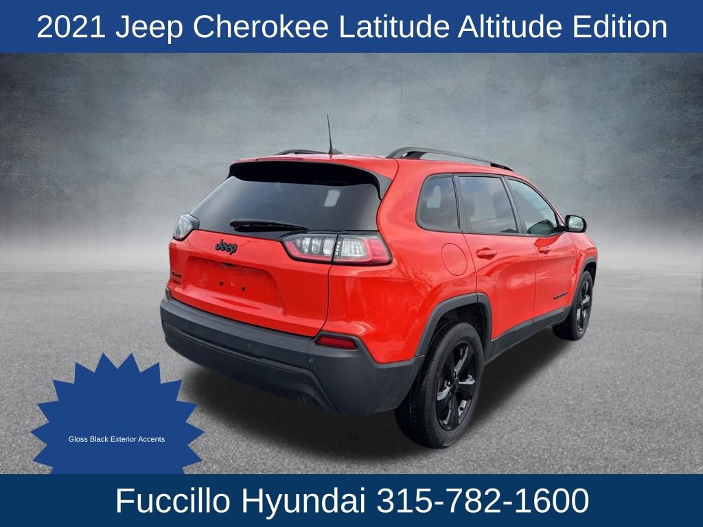 Used 2021 Jeep Cherokee Latitude Plus AWD/4WD image 7