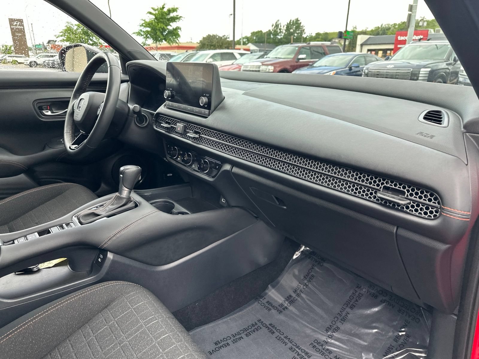 Used 2024 Honda HR-V Sport image 28