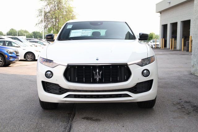 New 2024 Maserati Levante GT Ultima image 3