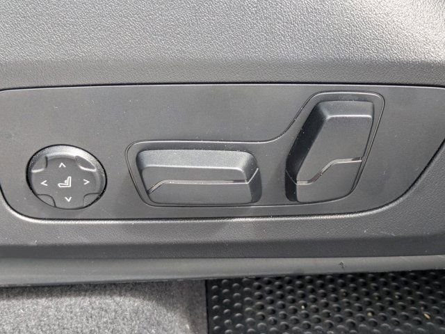 Used 2025 BMW X1 M35i AWD/4WD image 17