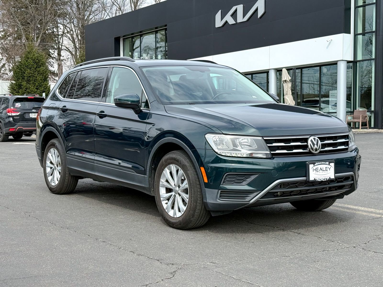 Used 2019 Volkswagen Tiguan SE w/ Panoramic Sunroof Package AWD/4WD image 1