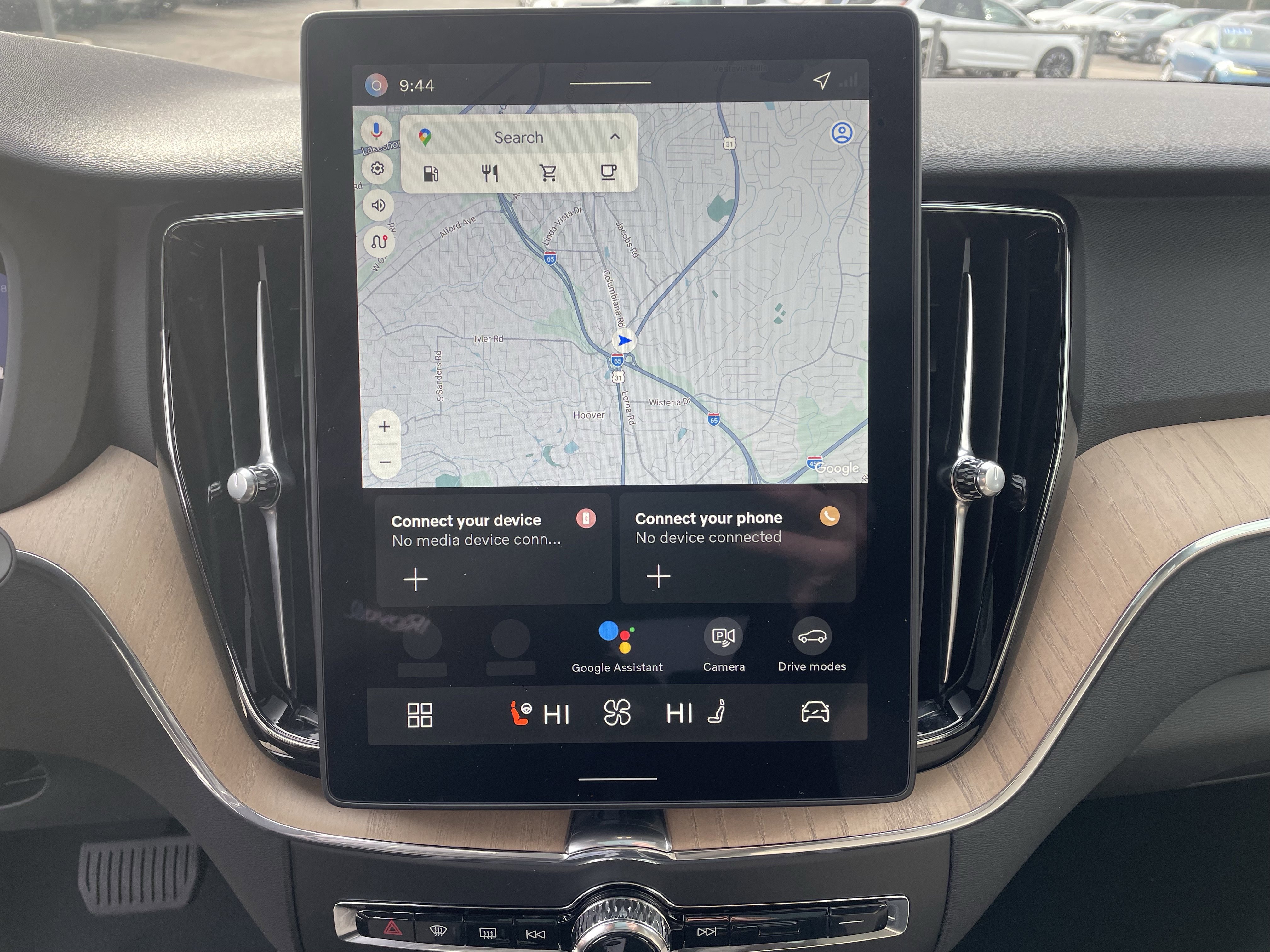 New 2026 Volvo XC60 B5 Plus w/ Protection Package Premier image 19