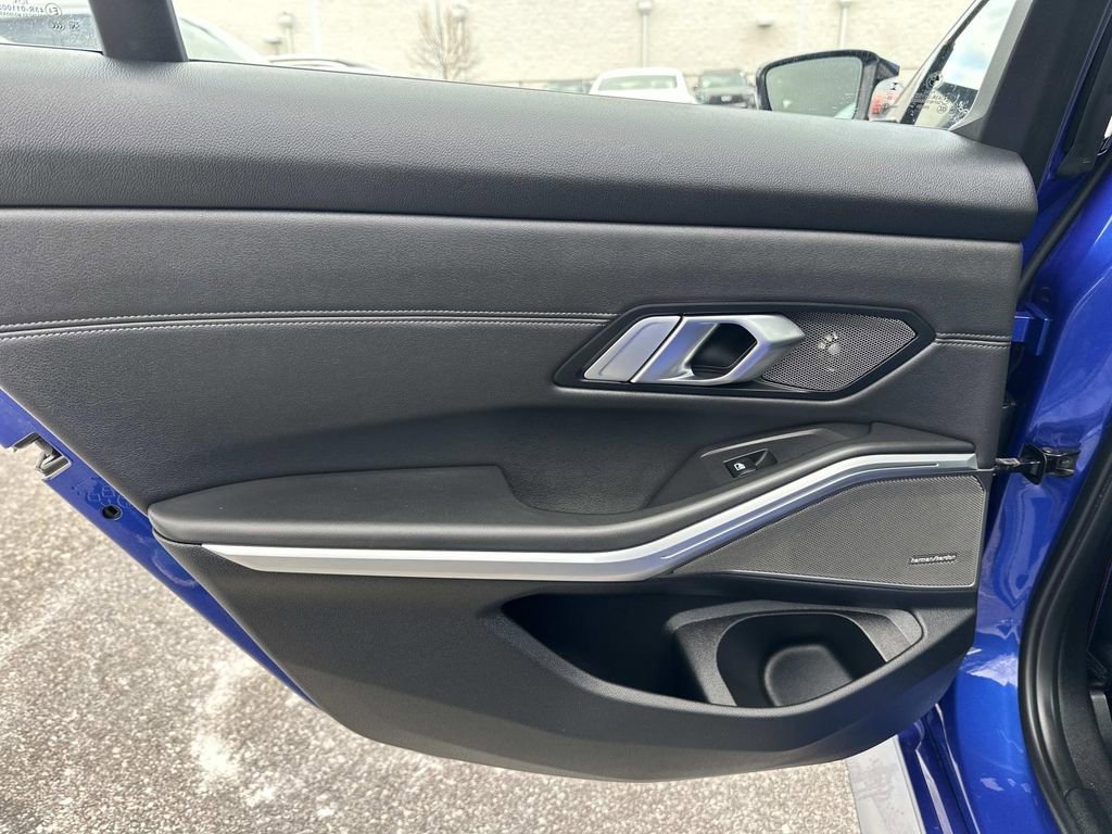 Used 2023 BMW M3 Competition image 30