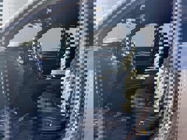 New 2025 Cadillac XT5 Luxury w/ LPO, Floor Liner Package image 9