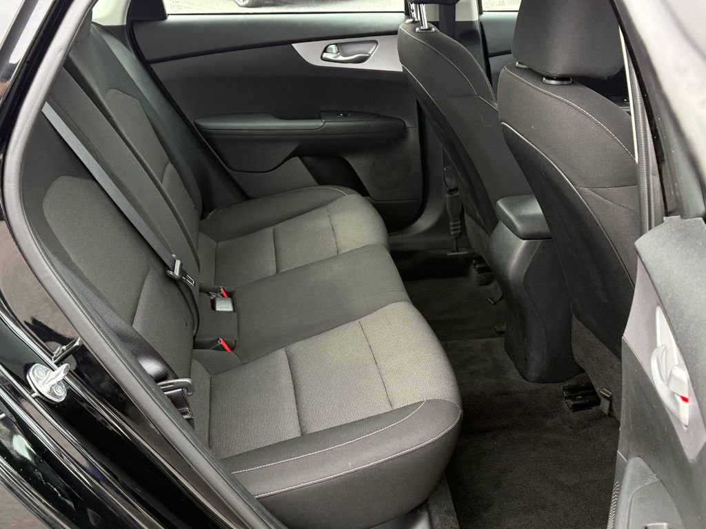 Used 2024 Kia Forte LXS image 11