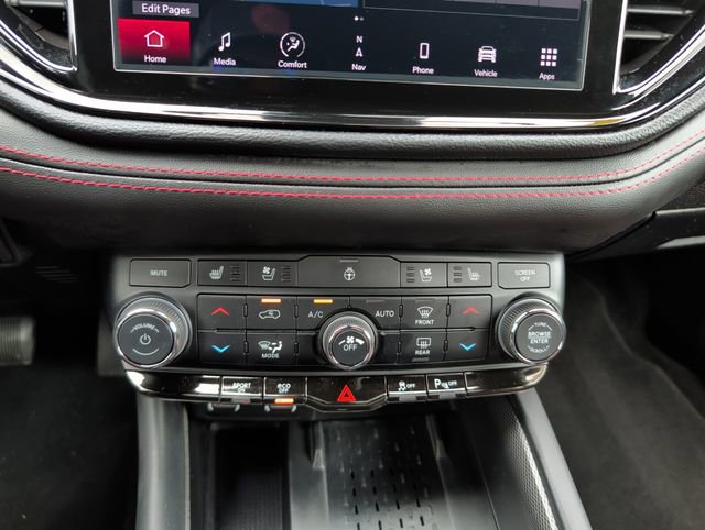 Used 2025 Dodge Durango R/T AWD/4WD image 25