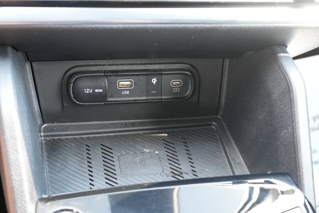 Used 2025 Kia Sportage X-Line AWD/4WD image 34