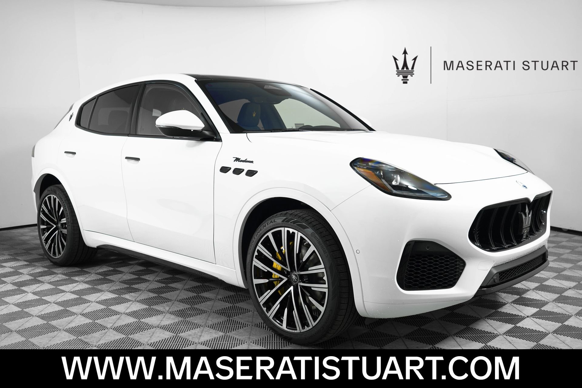 New 2025 Maserati Grecale Modena