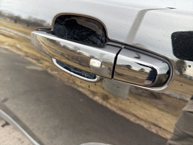 Used 2023 GMC Acadia AT4 w/ Technology Package image 15