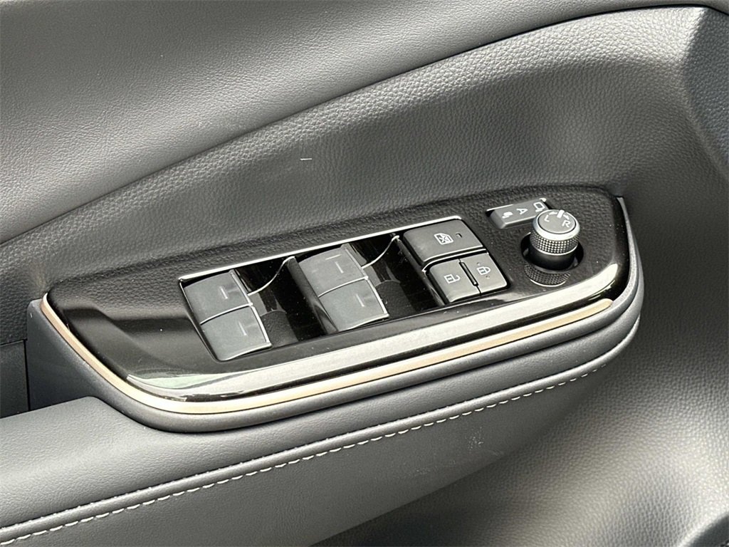 New 2026 Toyota Crown XLE image 15