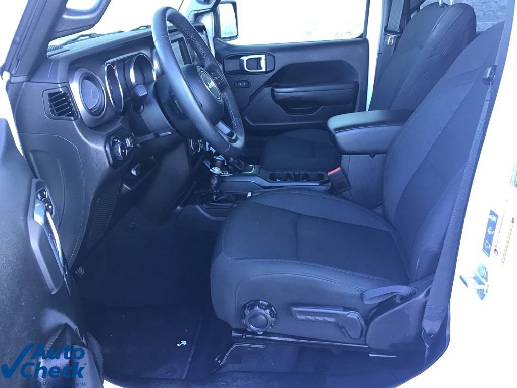 Used 2023 Jeep Wrangler Sport S image 25