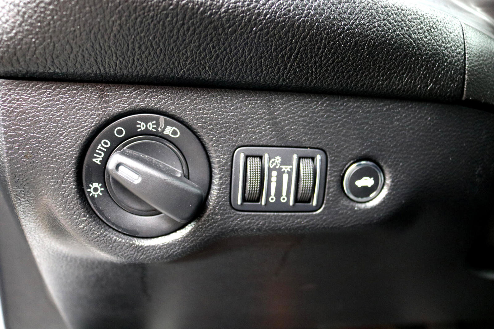 Used 2023 Dodge Challenger R/T image 19