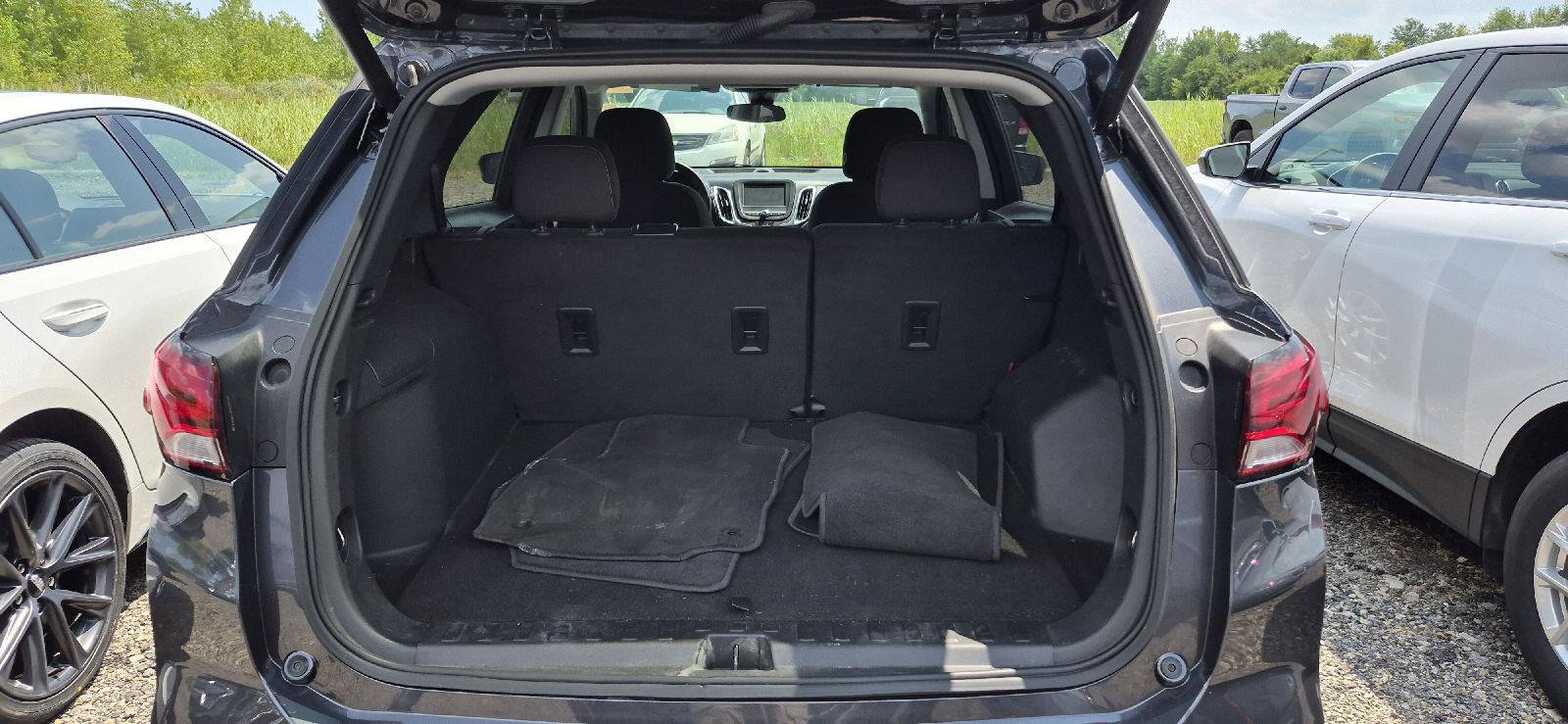 Used 2023 Chevrolet Equinox LT FWD image 5