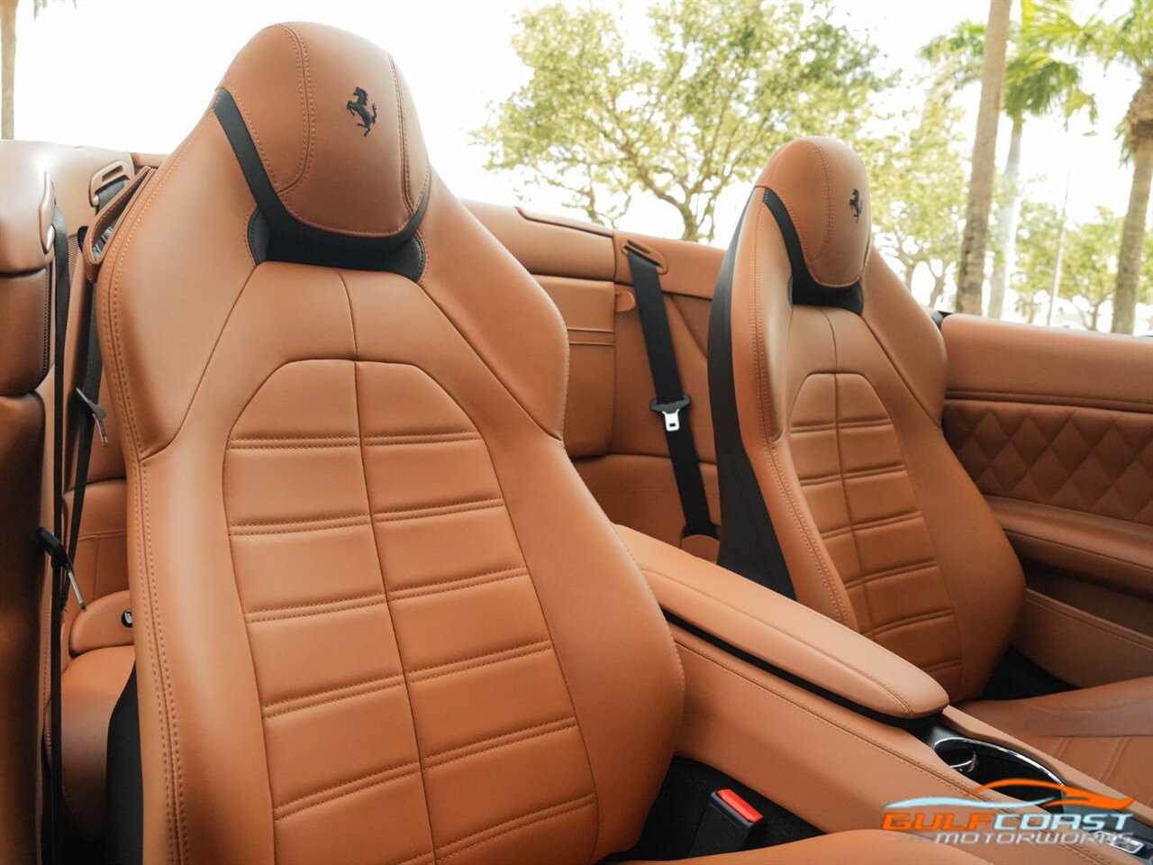 Used 2017 Ferrari California T RWD image 37