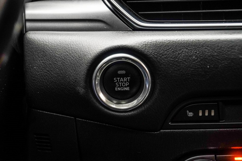 Used 2018 MAZDA CX-5 Touring w/ Preferred Equipment Package image 23