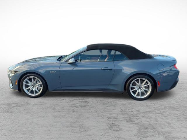 Used 2025 Ford Mustang GT Premium RWD image 9