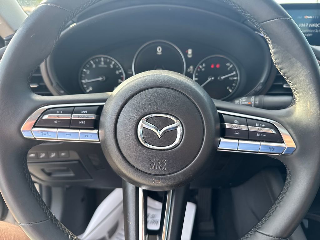 Used 2023 MAZDA MAZDA3 s FWD image 18