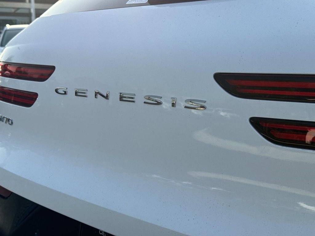 New 2026 Genesis GV70 3.5T Sport Advanced AWD/4WD image 15