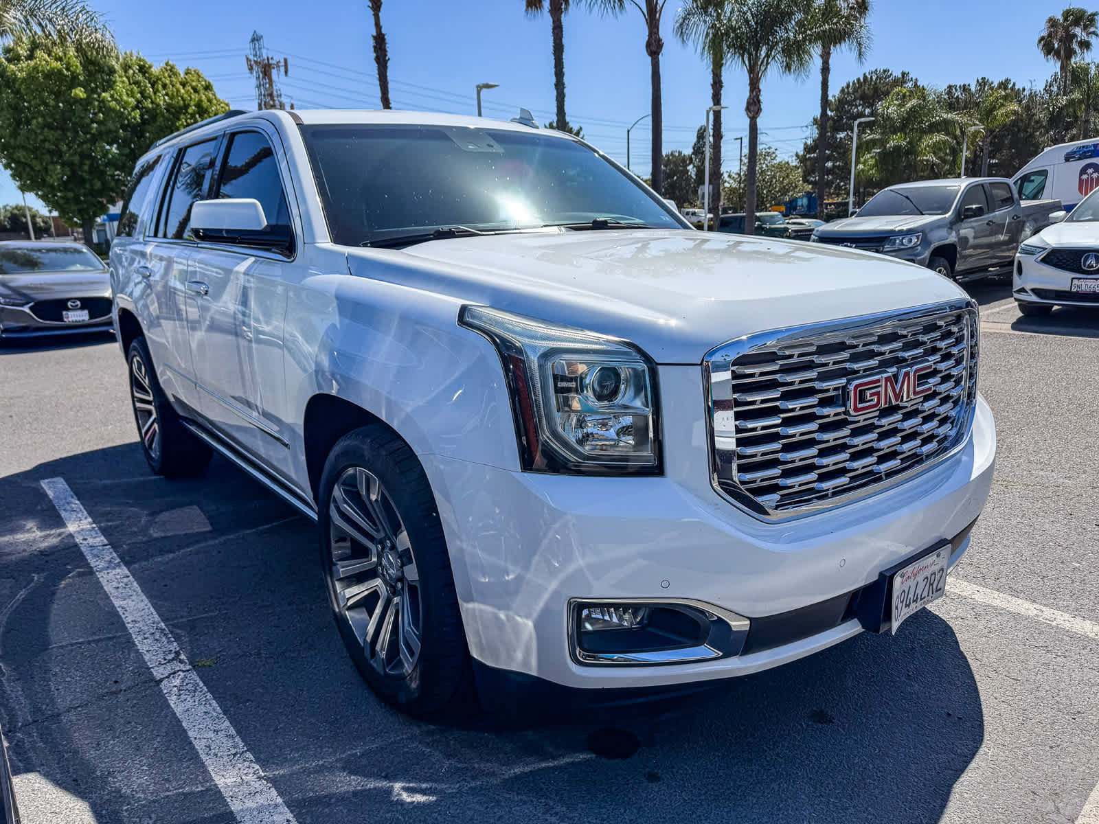 Used 2019 GMC Yukon Denali w/ Denali Ultimate Package AWD/4WD image 2