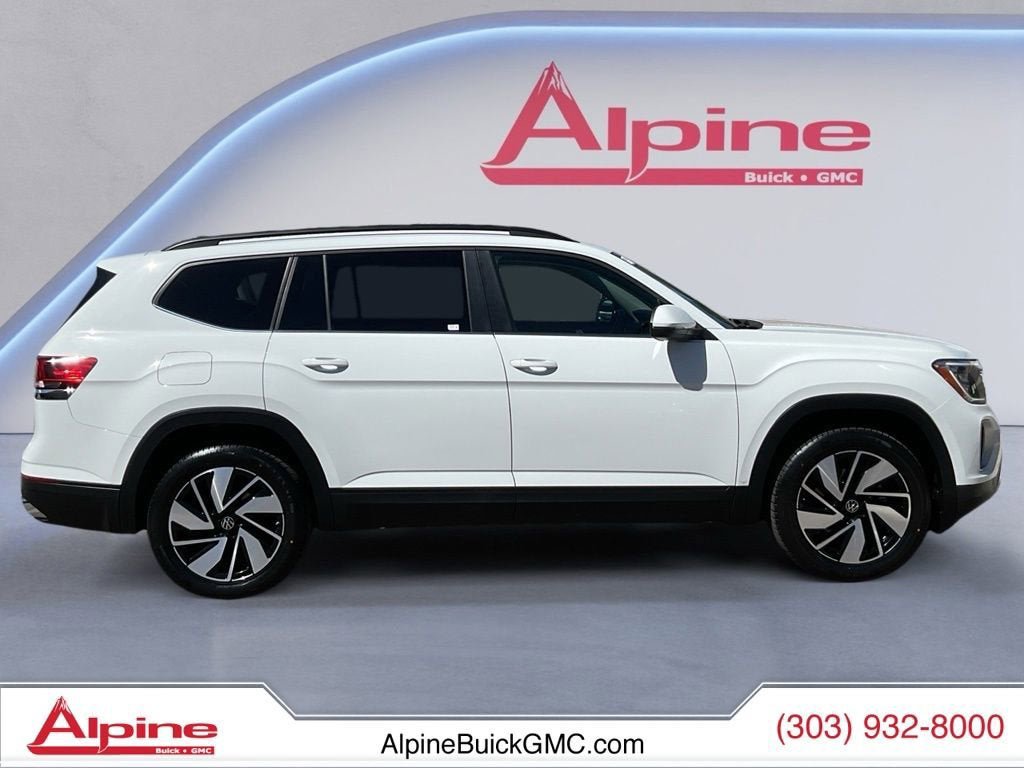 Used 2025 Volkswagen Atlas SE FWD image 6