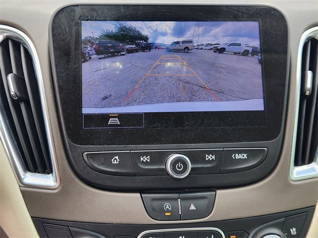 Used 2024 Chevrolet Malibu LT image 17