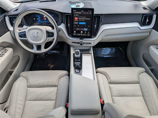 Used 2026 Volvo XC60 T8 Ultra w/ Protection Package Premier AWD/4WD image 18