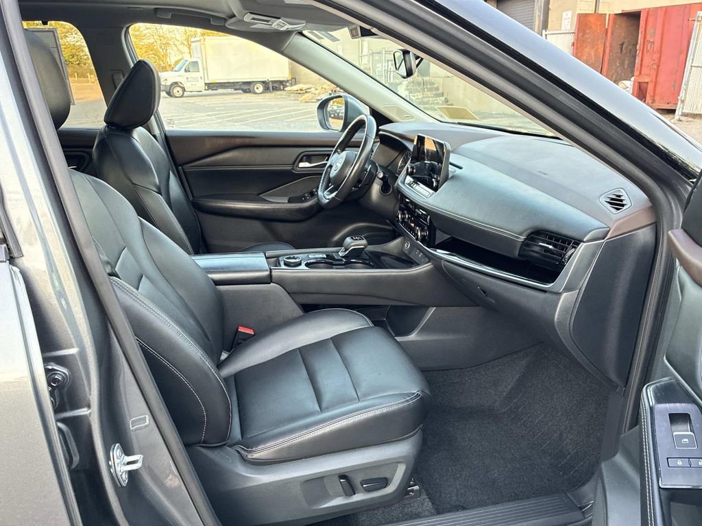 Certified 2023 Nissan Rogue SL w/ SL Premium Package AWD/4WD image 10
