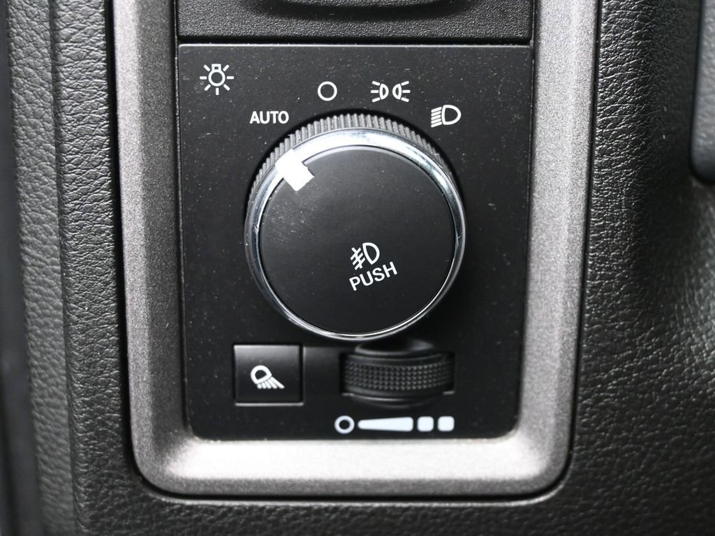 Used 2019 RAM 1500 Tradesman w/ Tradesman SXT Package image 15