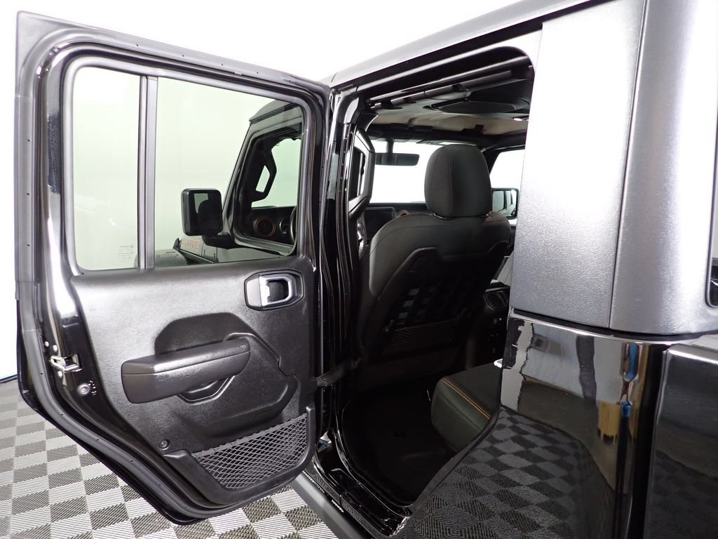 Used 2022 Jeep Gladiator Mojave w/ Cold Weather Group AWD/4WD image 31