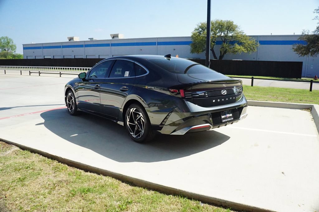 New 2026 Hyundai Sonata SEL FWD image 5