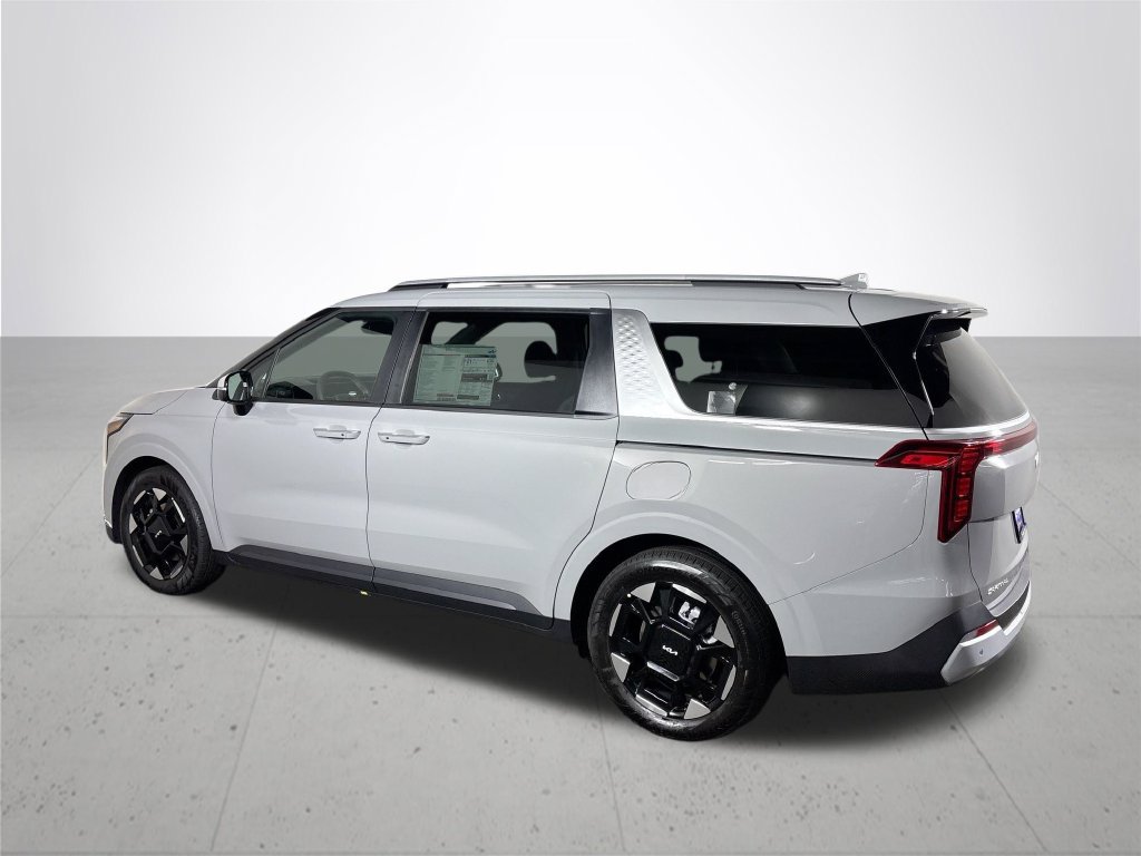 New 2027 Kia Carnival EX FWD image 8