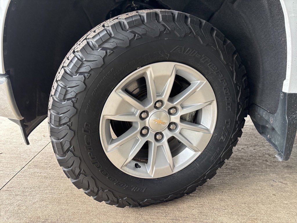 Used 2023 Chevrolet Silverado 1500 LT image 37