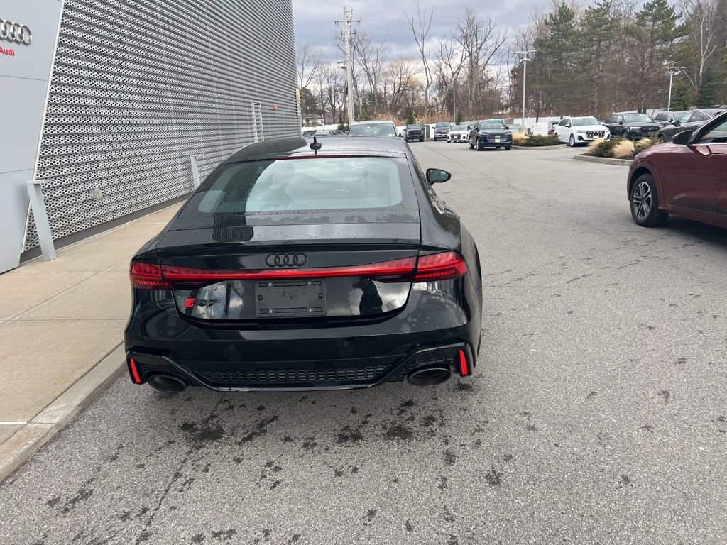 Certified 2024 Audi RS 7 Performance image 31