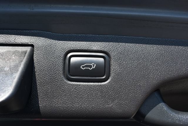 Used 2019 Kia Sorento EX image 38