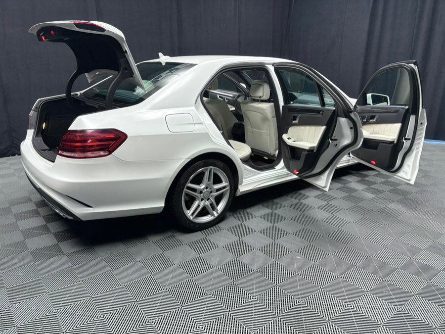 Used 2014 Mercedes-Benz E 350 4MATIC Sedan w/ Premium 1 Package image 22