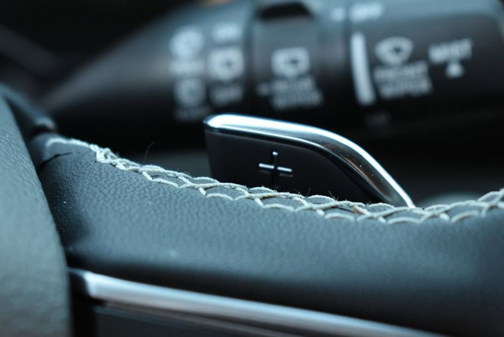 Certified 2025 Jeep Grand Cherokee Limited w/ Luxury Tech Group II image 21