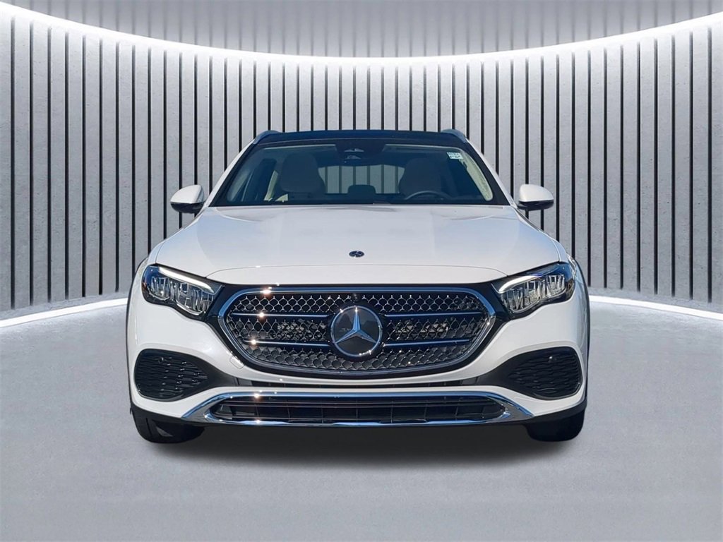 Used 2025 Mercedes-Benz E 450 4MATIC All-Terrain Wagon image 10
