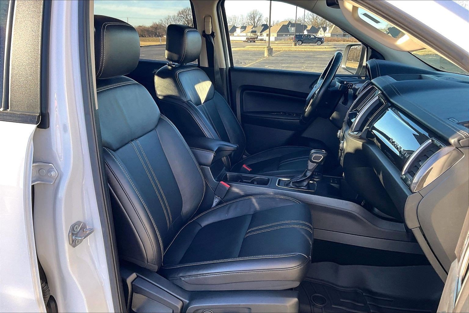 Used 2020 Ford Ranger Lariat w/ Equipment Group 501A Mid image 8