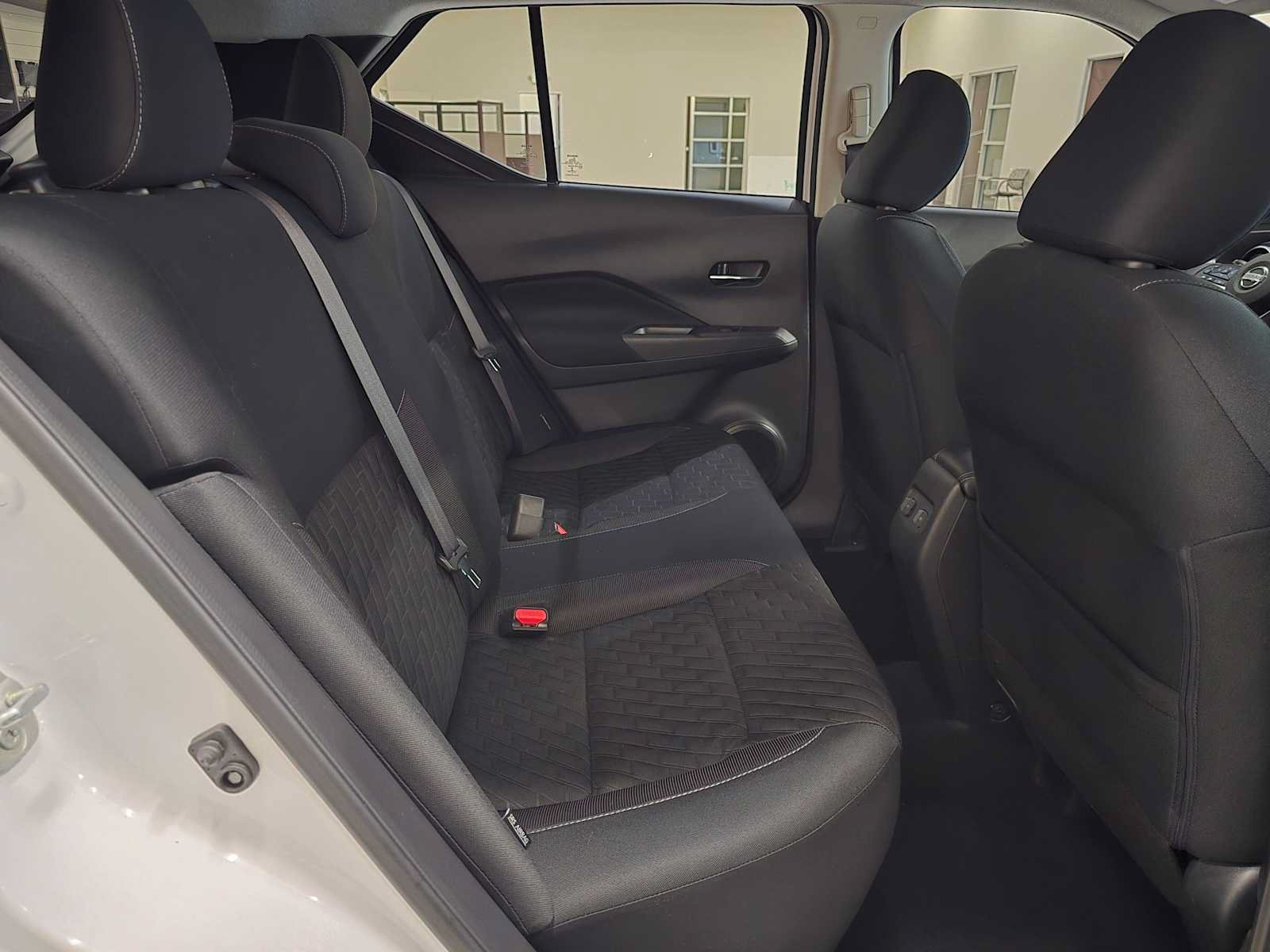 Used 2021 Nissan Kicks SV w/ Exterior Package FWD image 24