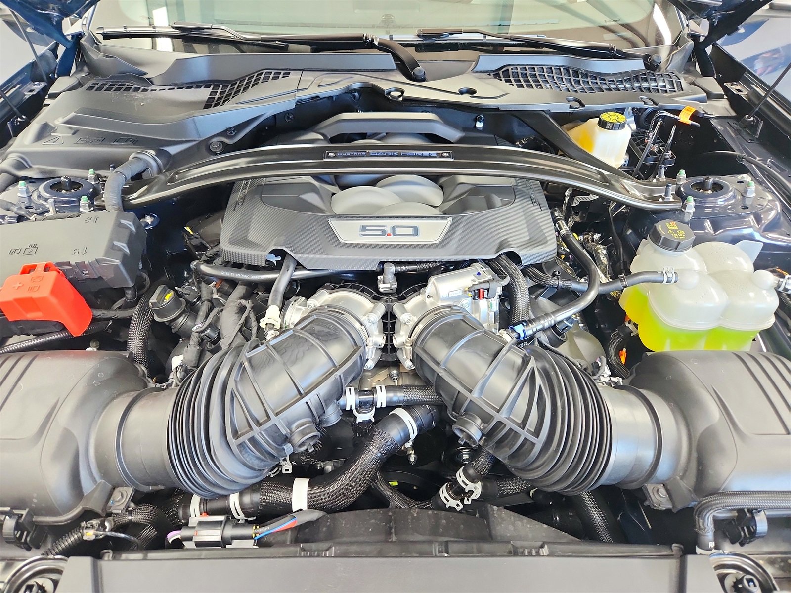 New 2025 Ford Mustang Dark Horse image 17