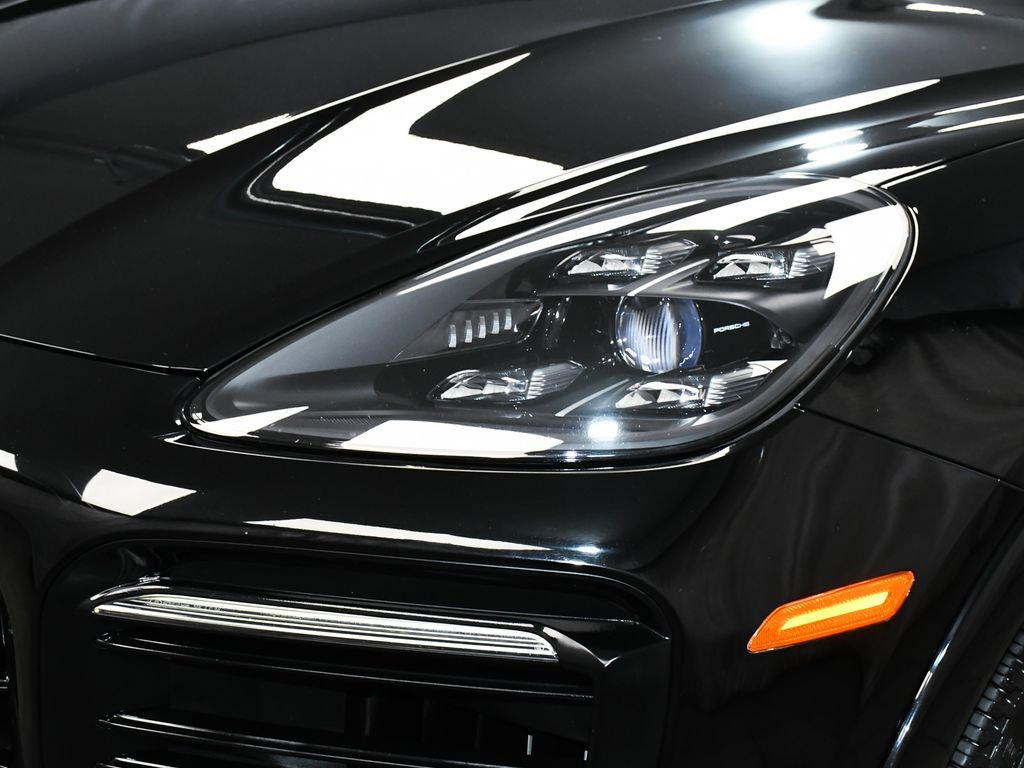 Used 2021 Porsche Cayenne GTS w/ Premium Package Plus image 70