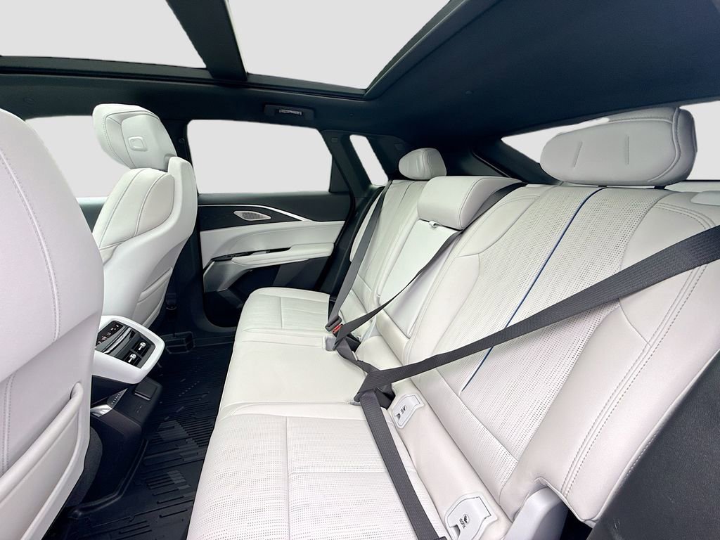 New 2025 Cadillac Lyriq Luxury w/ LPO, Floor Liner Package image 25