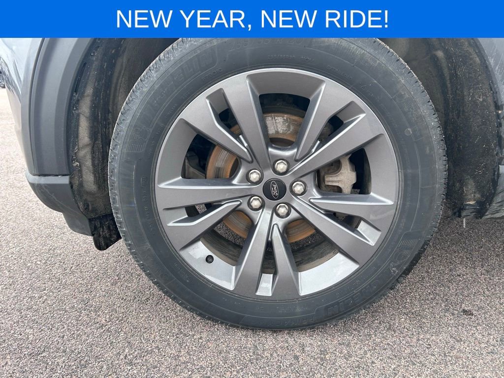 Used 2023 Ford Explorer XLT w/ Equipment Group 202A image 22