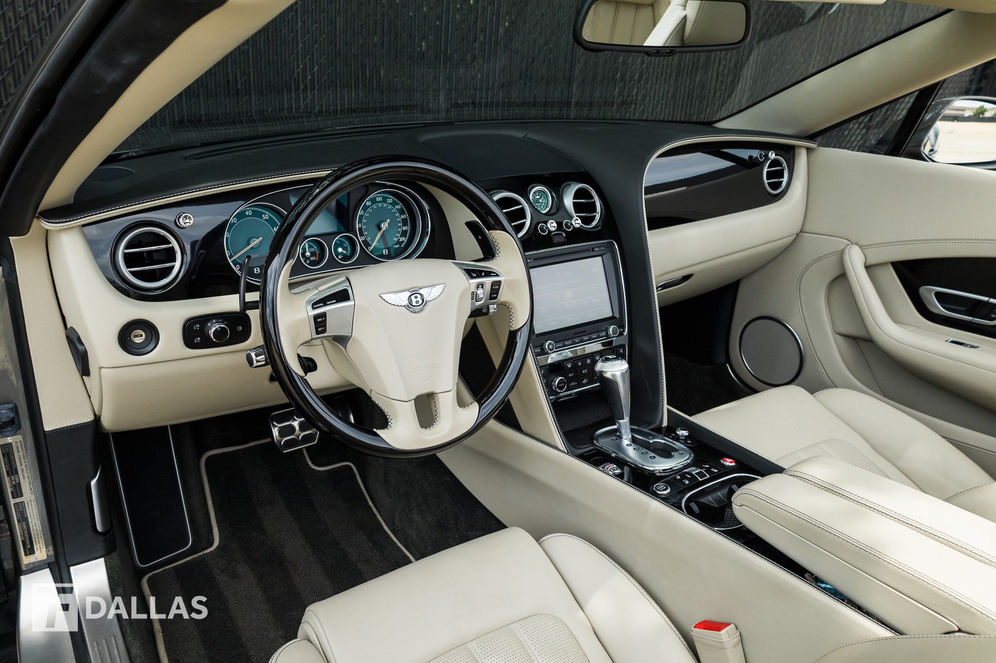 Used 2015 Bentley Continental GT AWD/4WD image 23