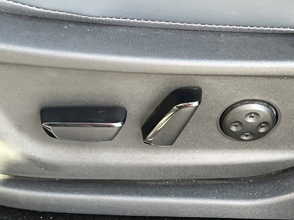 Certified 2024 Nissan Ariya AWD image 18