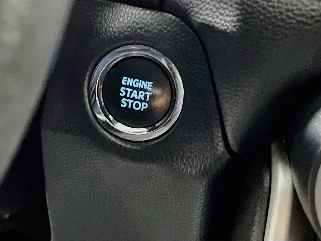 Used 2021 Toyota RAV4 XLE AWD/4WD image 20