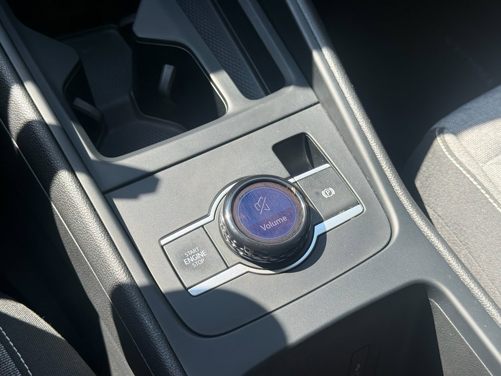 Certified 2025 Volkswagen Tiguan S FWD image 18